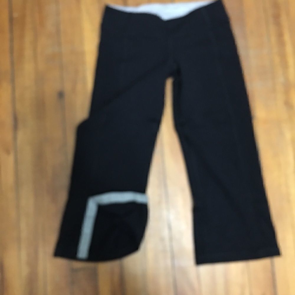 Lululemon Snap Split Belowkneeactivebermuda - image 3